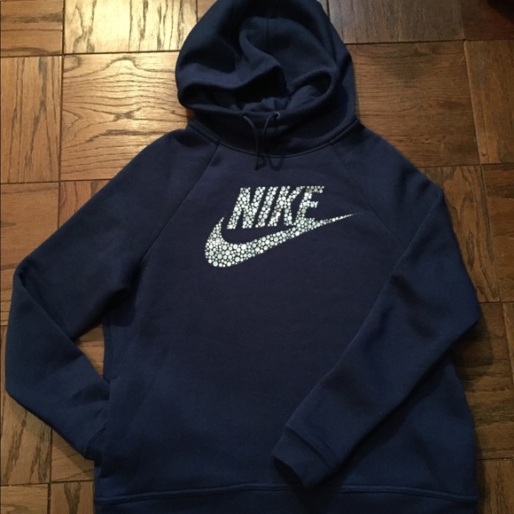 Nike Sweaters - ✨PRICE FIRMED✨Nike Tech Fleece Pullover Hoodie